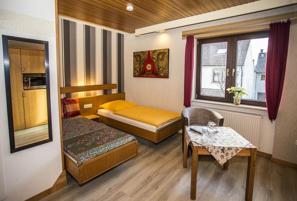Boardinghouse Remchingen Baan Arun 아파트 외부 사진